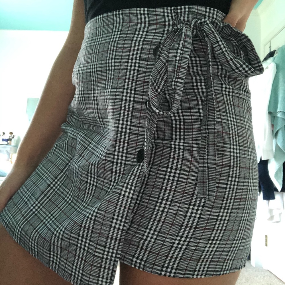 Plaid mini skirt